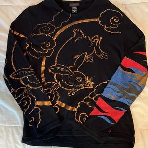 Custo Barcelona thick long sleeve tshirt. Bunny design. Men’s size 3 (large)